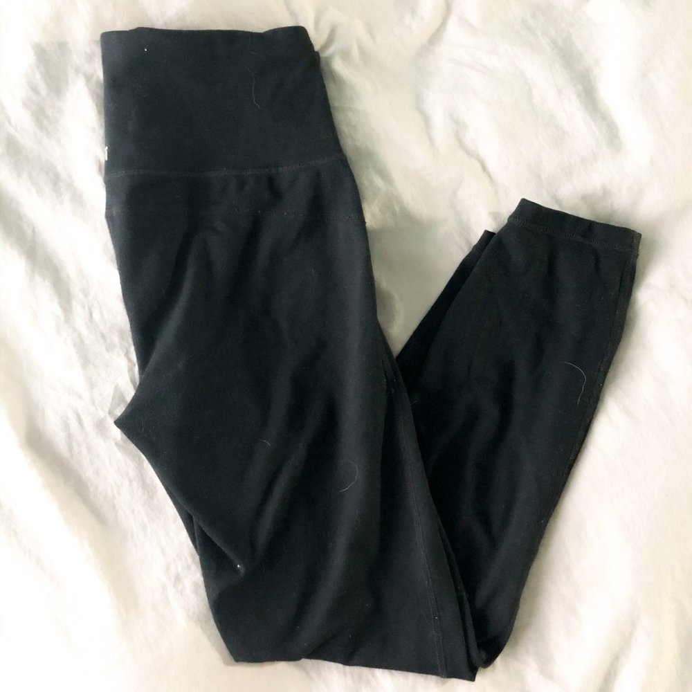 GapFit 7/8 length black leggings